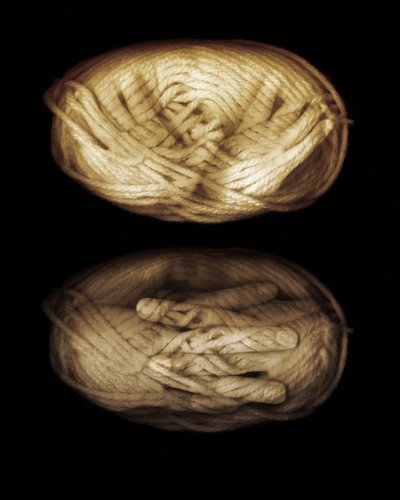 Yarn hands by Johan Lilja