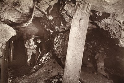 Heave, looking west, Blue Hills mine, illustration from 