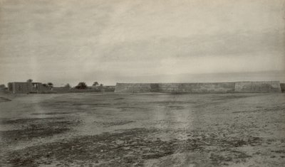 Fort, presumably Fort Mosselstein of the VOC at Band-e Charak near Bandar-e Lengeh in Iran by John Thomson