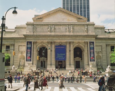 Detail of the facade of the New York Public Library, opened in 1911 by John and Hastings, Thomas Carrere
