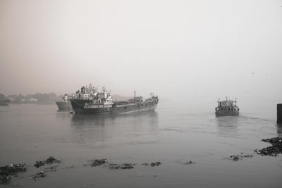 Jute Factory, Kolkata, India, 2017 by Jon Nicholson