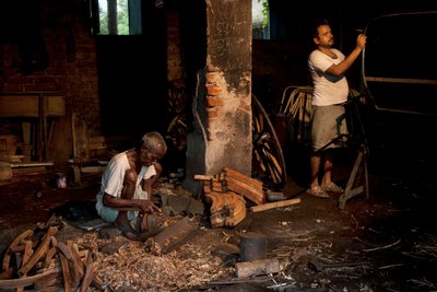 Rickshaw Pullers, Kolkata, 2009 by Jon Nicholson