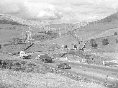 Traffic on Shap road by Joseph Hardman