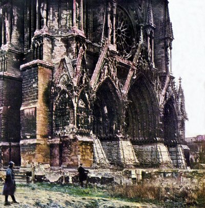 Guerre 14-18 photo 1918 ruines l’église Épernay (Marne)