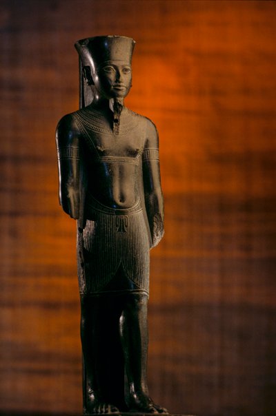 Statue of Amun with Tutankhamun