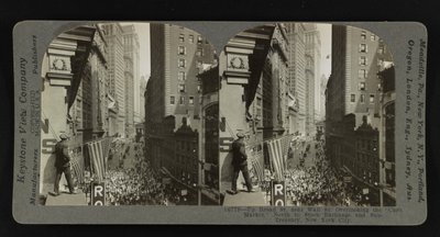 Up Broad St. near Wall St., overlooking the Curb Market, north to Stock Exchange and Sub-Treasury, New York City by Keystone View Company