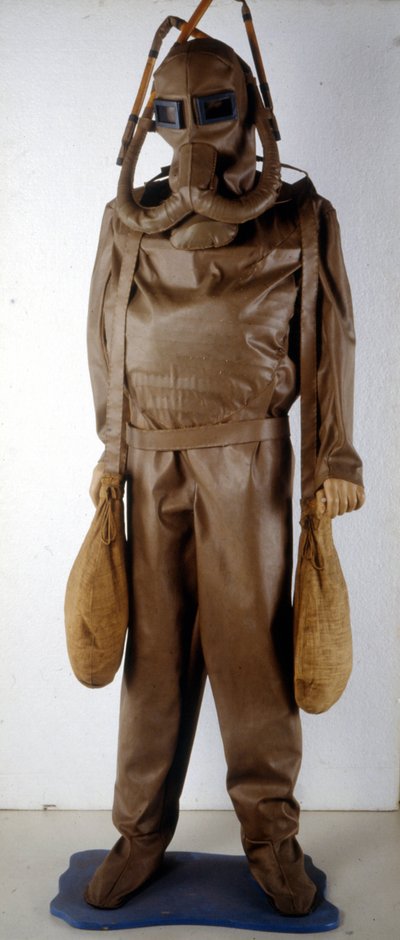 Model of a suit made from the model designed by Leonardo da Vinci (Museum of Science and Technology, Milan) by Leonardo da (after) Vinci