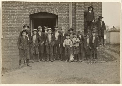 Noon Hour, King Mfg. Co., Augusta, Georgia by Lewis W. Hine