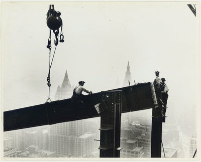 Building the Empire State Building by Lewis Wickes Hine