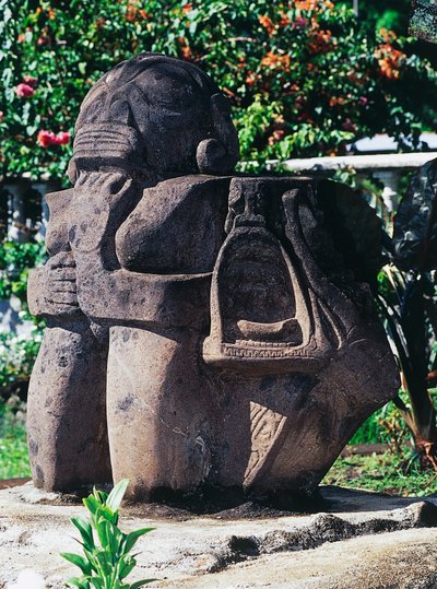 Anthropomorphic Tiki Sculpture, Papeete, Tahiti by Unbekannt Unbekannt