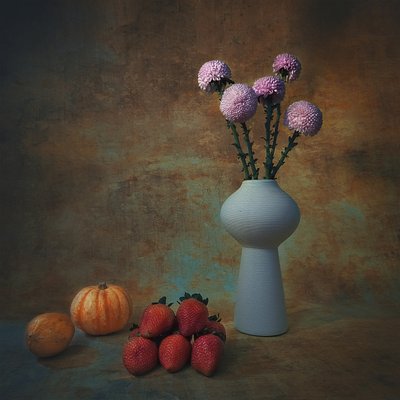 Autumn Harvest Still Life by Liu Xing