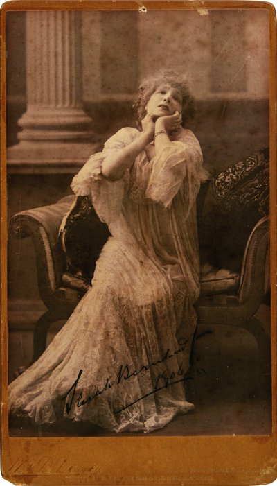 Portrait of Sarah Bernhardt, 1906 by London . Photo studio W. and