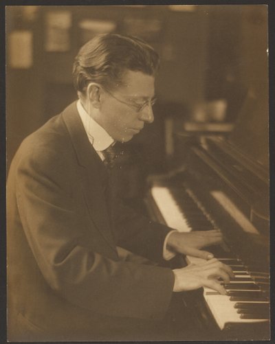 [Homer Grunn at the Piano] by Louis Fleckenstein