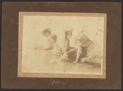 Idling by Louis Fleckenstein