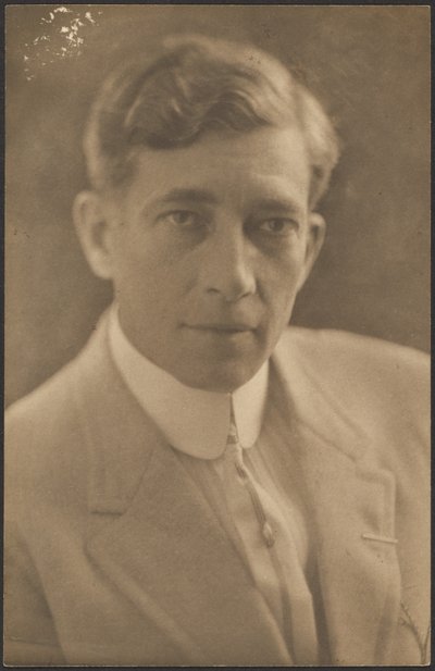 [Man in Light Suit] by Louis Fleckenstein