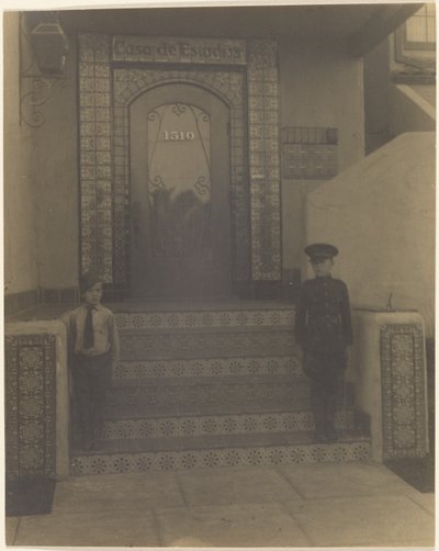 Two Boys in front of Fleckenstein
