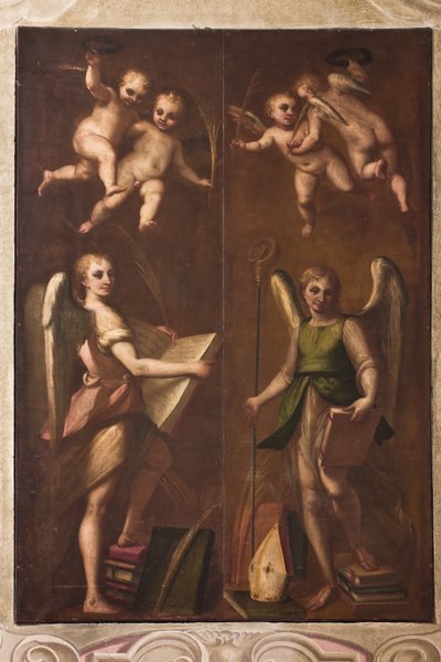 Genoa, Duomo (St Lawrence Cathedral), sacristy, chapel: Angels with episcopal insignia, books and palm branches by Luca Cambiaso