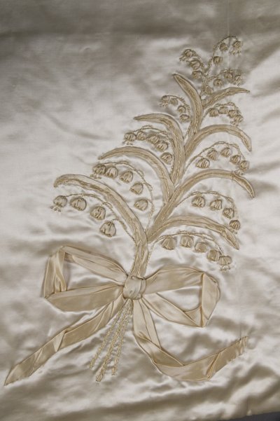 Wedding dress (detail) by Lucy Christiana Lady Duff Gordon