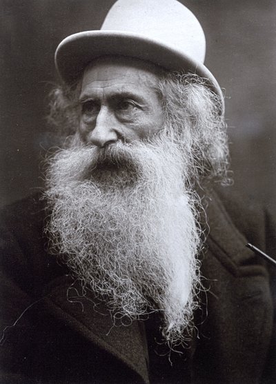 Half-length portrait of the elderly sculptor Vincenzo Gemito by Mario Nunes Vais