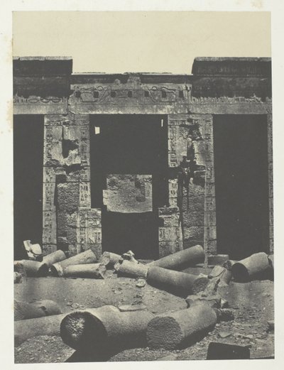 Médinet-Habou, Eastern Part of the Peristyle of the Palace of Ramses-Méiamoun; Thebes by Maxime Du Camp