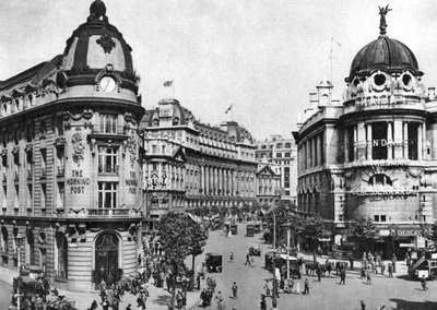 The Western Entrance to the Aldwych Crescent, London by McLeish