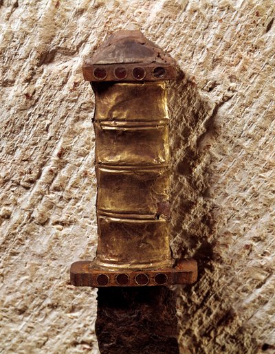 Handle of Spee by Merovingian Merovingian