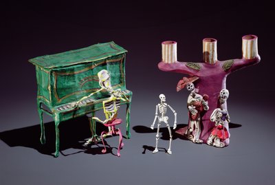 Day of the Dead figures as musicians by Mexican School