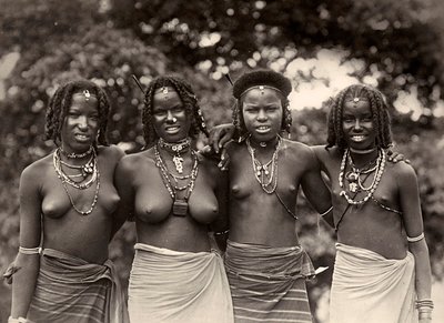 Building an Empire in the Fascist age: Cunaman girls, 1936 by Modestino Baldinetti