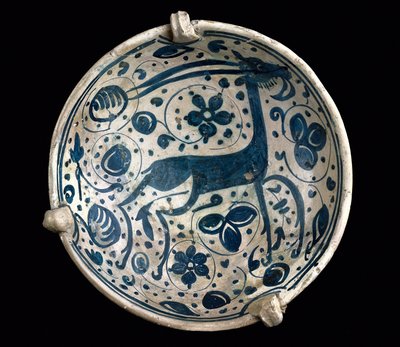 Art mudejar: ceramic cup azul, decorated with a deer of Paterna, Manises (Hispano-Moorish style). 14th or 15th century by Mudejar School