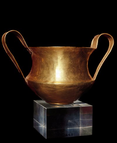 Gold kantharos from one of the royal tombs of the necropolis of Mycenae by Mycenaean Mycenaean