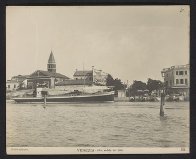 View of the Quay of the Lido by Neue Photographische Gesellschaft