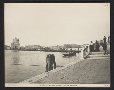Pontoon Bridge over the Grand Canal in Venice during the Festa del Redentore (Venezia - Canal grande - Ponte del Redentore) by Neue Photographische Gesellschaft
