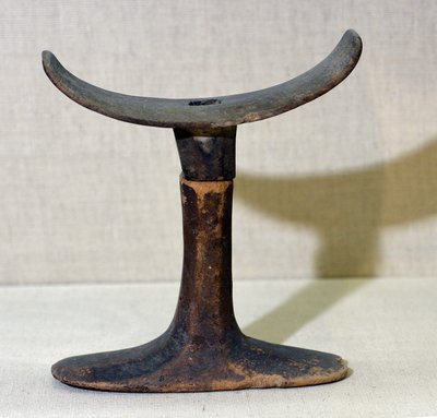 Head-rest, c.2500-2100 BC by Old Kingdom Egyptian