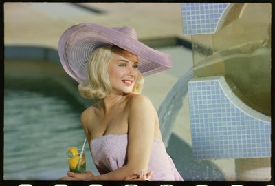 Hope Lange photo shoot by pool by Orlando Suero