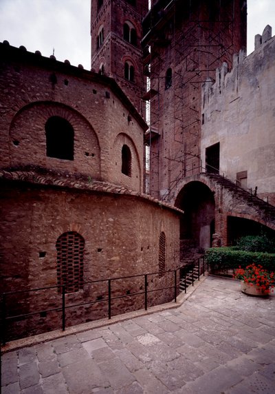Early Christian architecture: baptistry by Paleo Christian