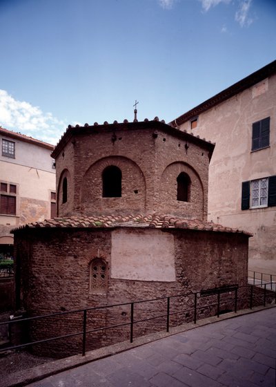 Early Christian Architecture: Baptistry by Paleo Christian