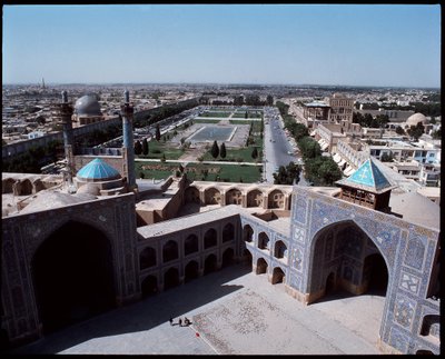 View over the city from the royal square, the corridor of the Jameh Mosque, on the right sheik Lotfolla mosque the left Ali Qapu mosque by Persian School