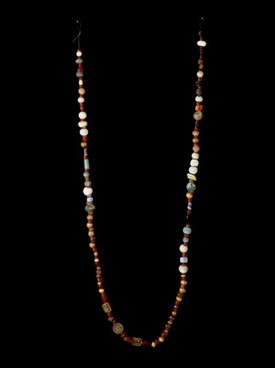 Phoenician civilization: necklace of gold, silver, carnelian, and glass paste by Phoenician School