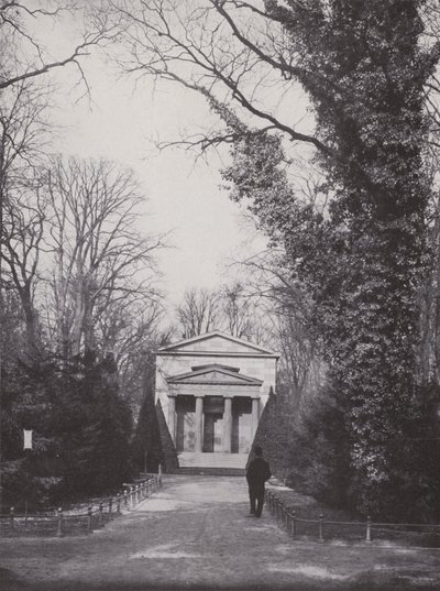 Charlottenburg, Mausoleum, Ausseres by Photographer German