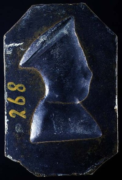 Plaque of Ludovico Gonzaga (verso) by Pietro Tafano