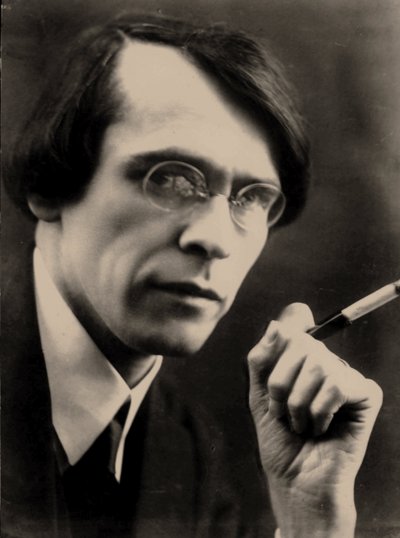 Portrait of the Poet Vladislav Khodasevich by Pyotr Ivanovich Shumov