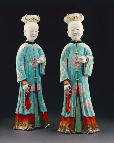 A Pair of Female Figurines, Qianlong Period by Qing Dynasty Chinese School