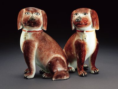 A Pair of Seated Spaniels by Qing Dynasty Chinese School