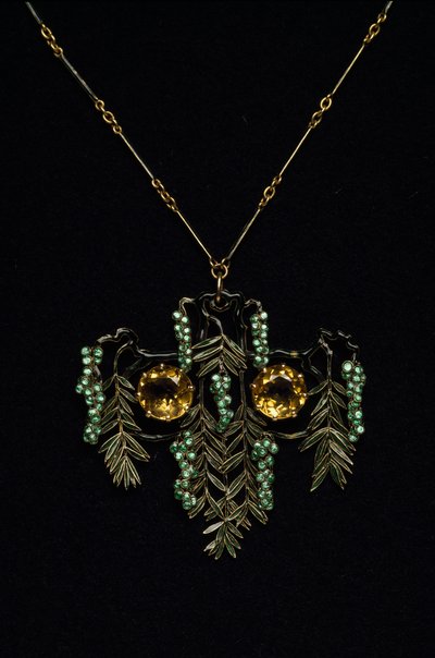 Art Nouveau: Necklace in Gold, Topaz and Enamels. Atelier Rene Lalique. 1900 by Rene Jules Lalique
