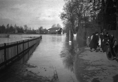 The Flooded River Thames by John Pardon