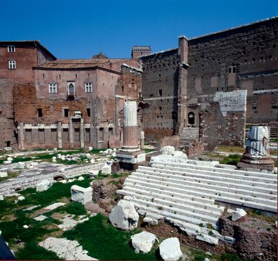 Imperial Forum: View of the Temple of Avenger Mars (2 BC) by Roman