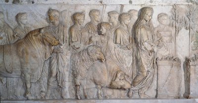 Roman ancient art: sacrifice to God Mars: 