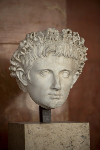 Head of the Emperor Augustus (63 BC - 14 AD) marble by Roman Roman
