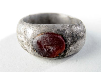 Finger ring with intaglio by Roman Roman