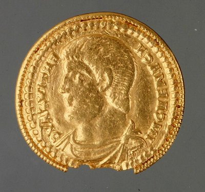 Solidus of Magnentius, Found at Kirchberg, c.350-353 by Roman Roman